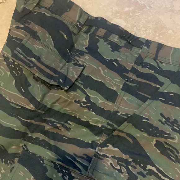 Tiger Stripe Camo Pants - Picture 5 of 6